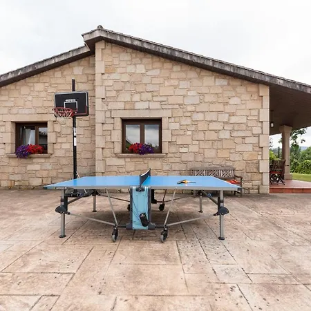 In Sleeps 10 With Pool Villa *